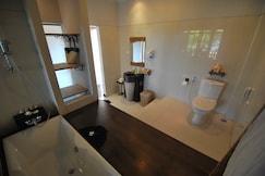 Kajane Tulamben, Bali