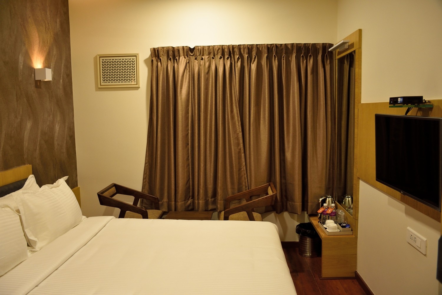 Hotel LAYA - Tap to explore photos