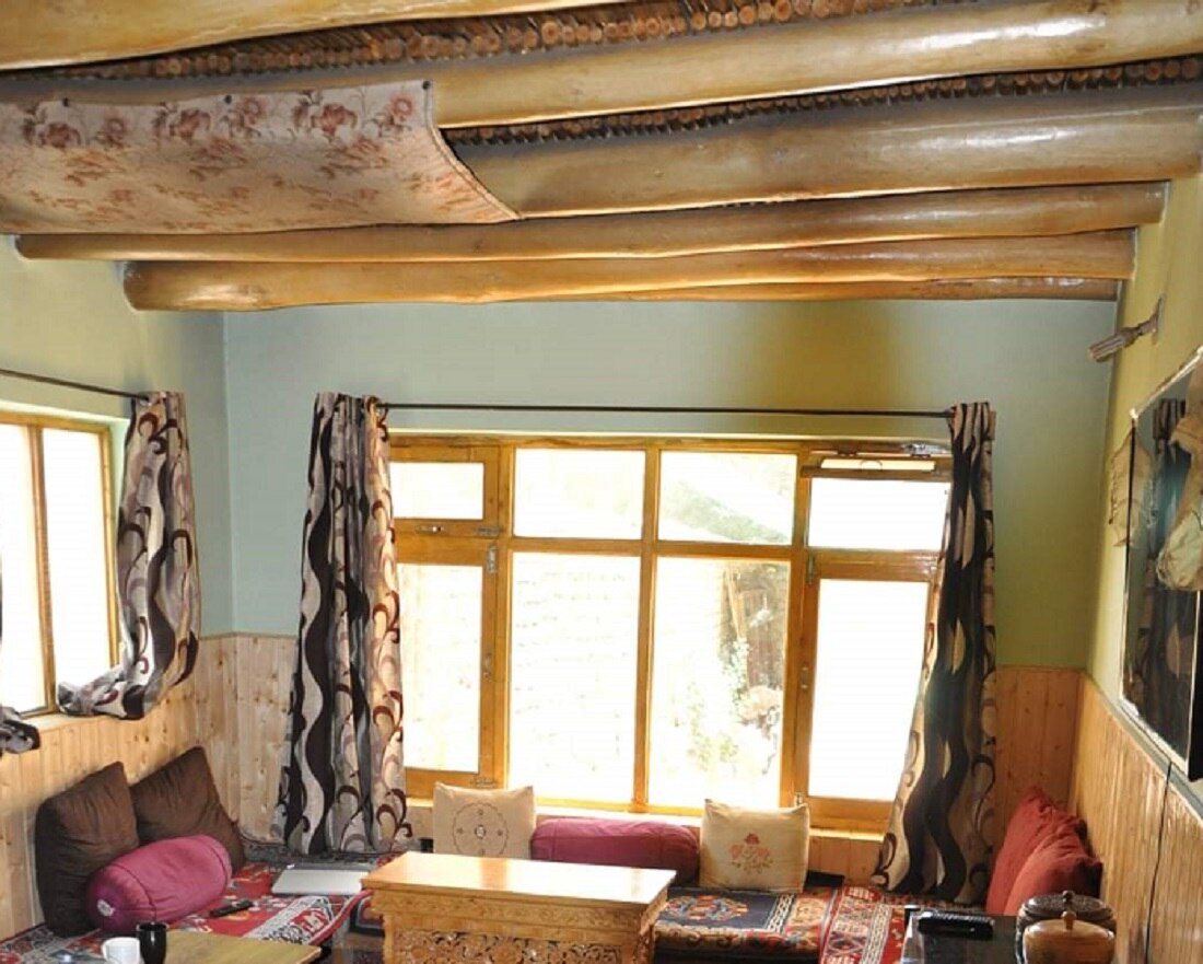 Shalak Guest House - Tap to explore photos