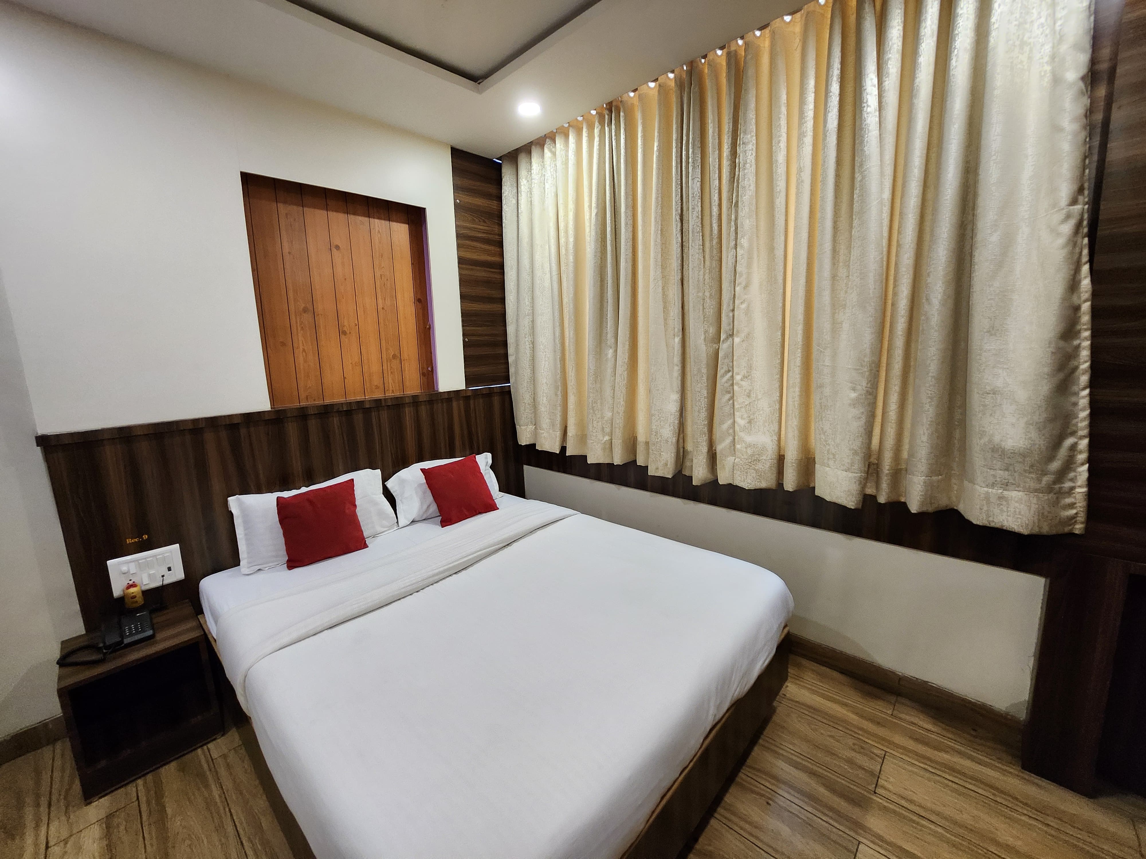 Double Bed A.C 1