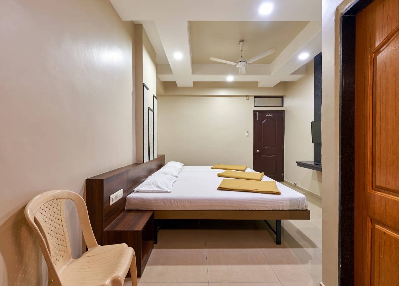 Hotel Raama Grand 2