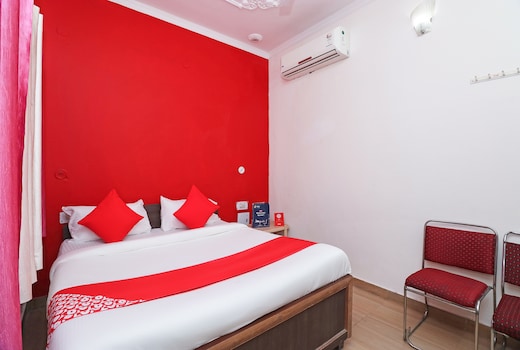 Hotel O Mahalaxmi Palace