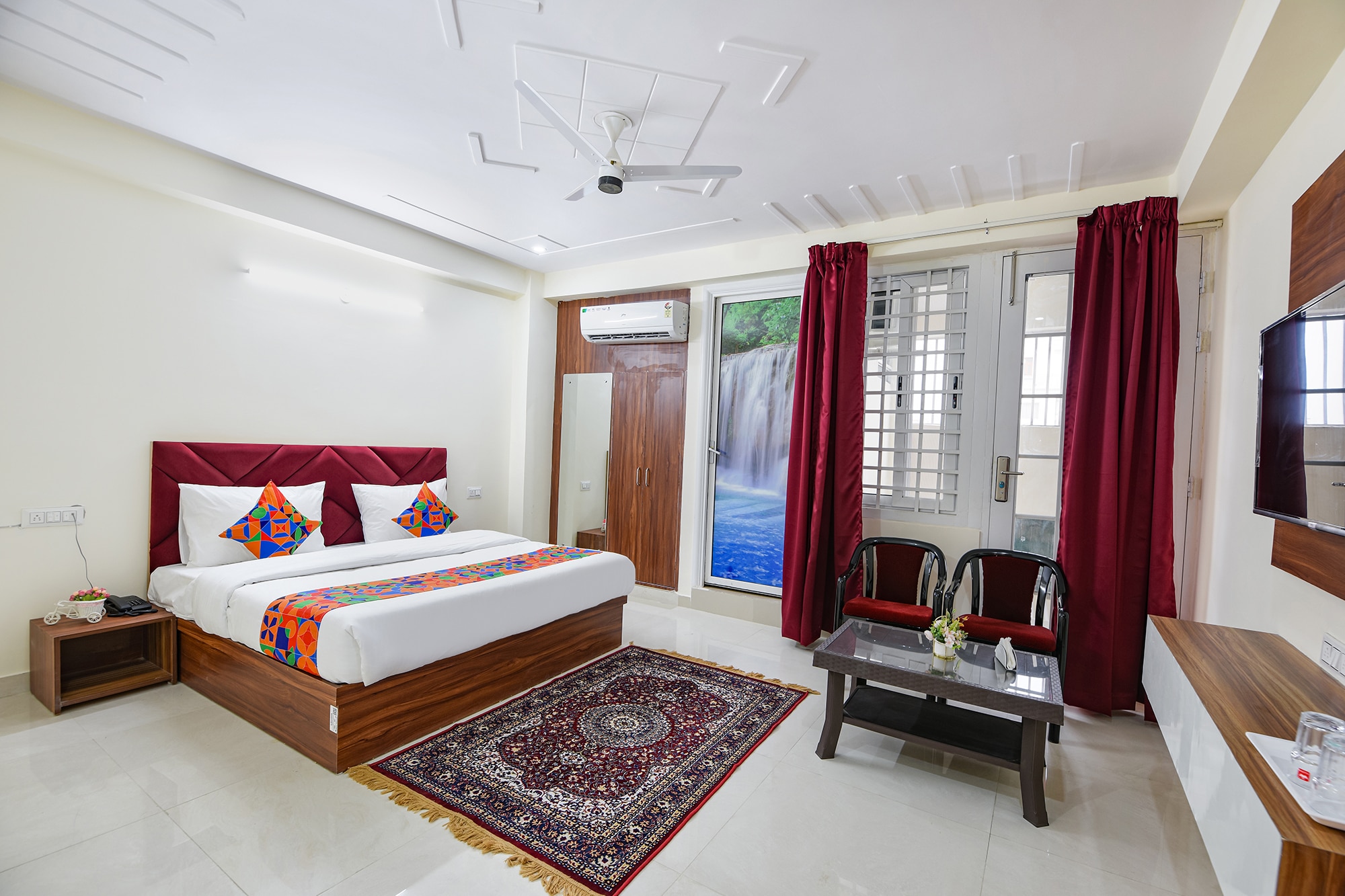 FabHotel Trident- Nr. Yashobhoomi Convention Centre - Tap to explore photos
