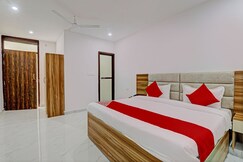 Hotel O Gabbar's, Lucknow