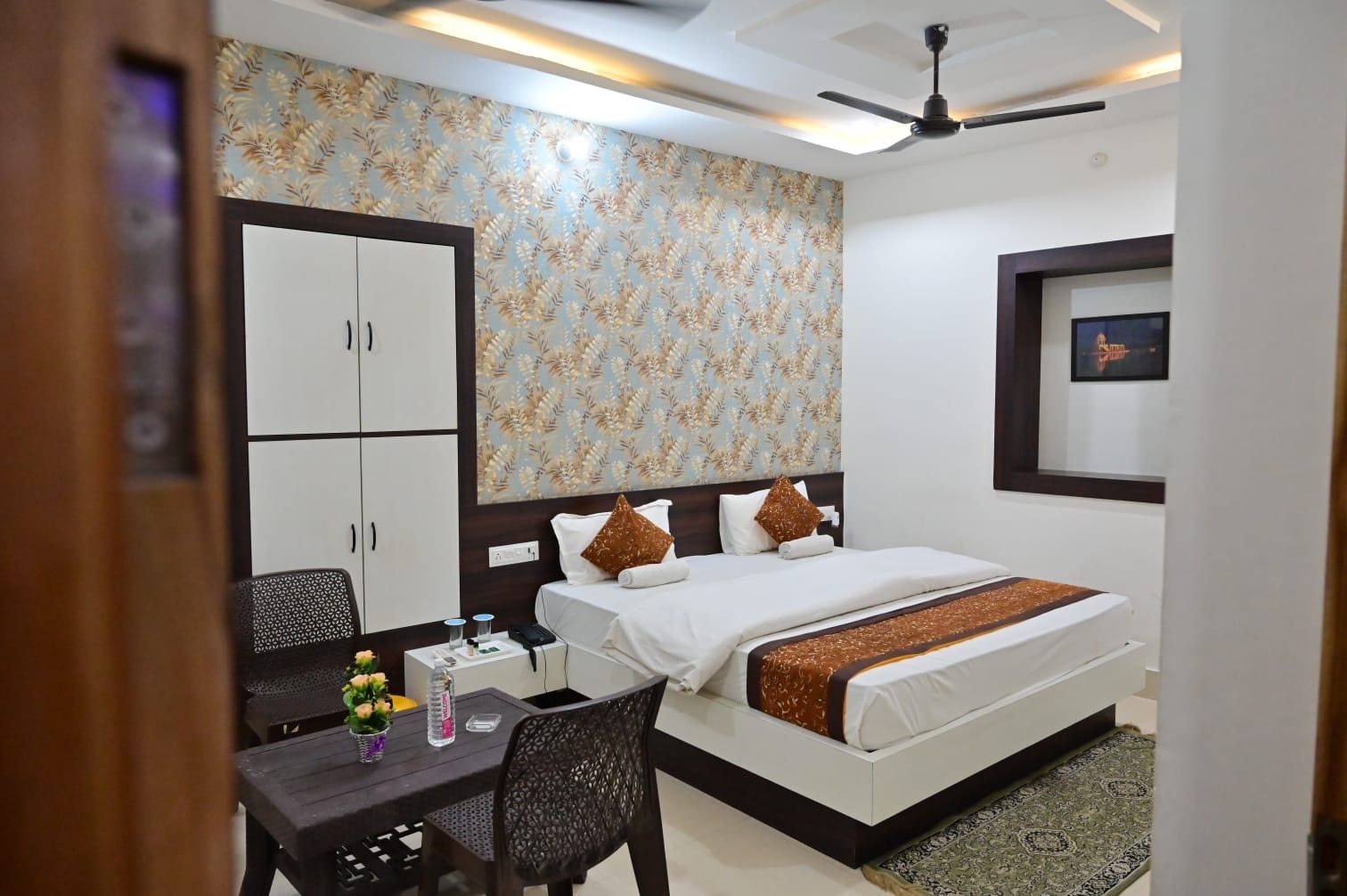 Hotel jaisal excellency - Tap to explore photos