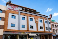 Mantri Hotel, Ujjain
