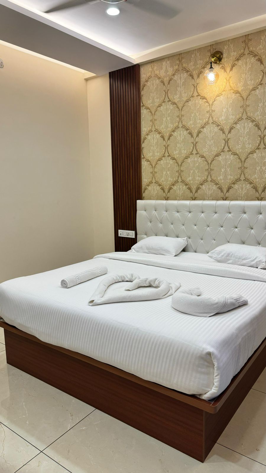 Hotel Ramson's International - Tap to explore photos