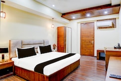 Super Townhouse Sector 47 Near Medanta, Gurgaon