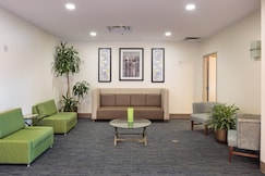 Holiday Inn Express & Suites BELLEVILLE, Frontenac