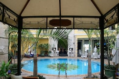 Four Seasons Place Hotel, Pattaya