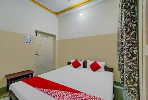 Hotel O 819125 HOTEL SHIV TRIPTI AND BANQUET HALL