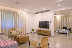 Vana Sky 2 | tisyastays, Goa