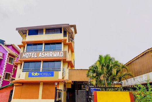 FabHotel Ashirwad - Nr. Mall De Goa, Porvorim