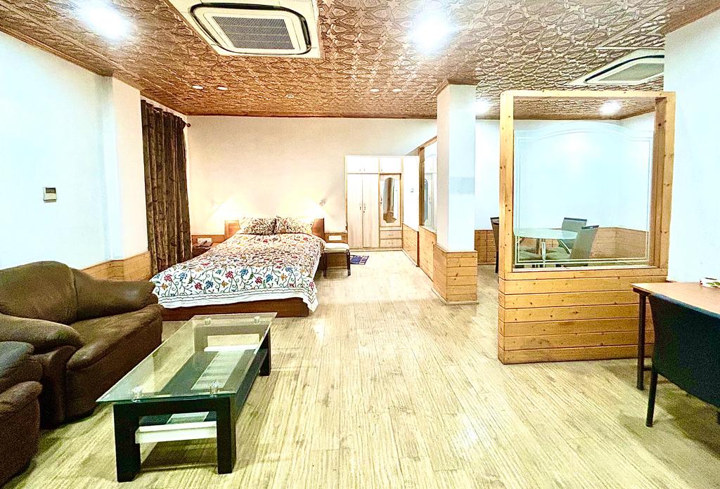 JKEDI GUEST HOUSE - Tap to explore photos
