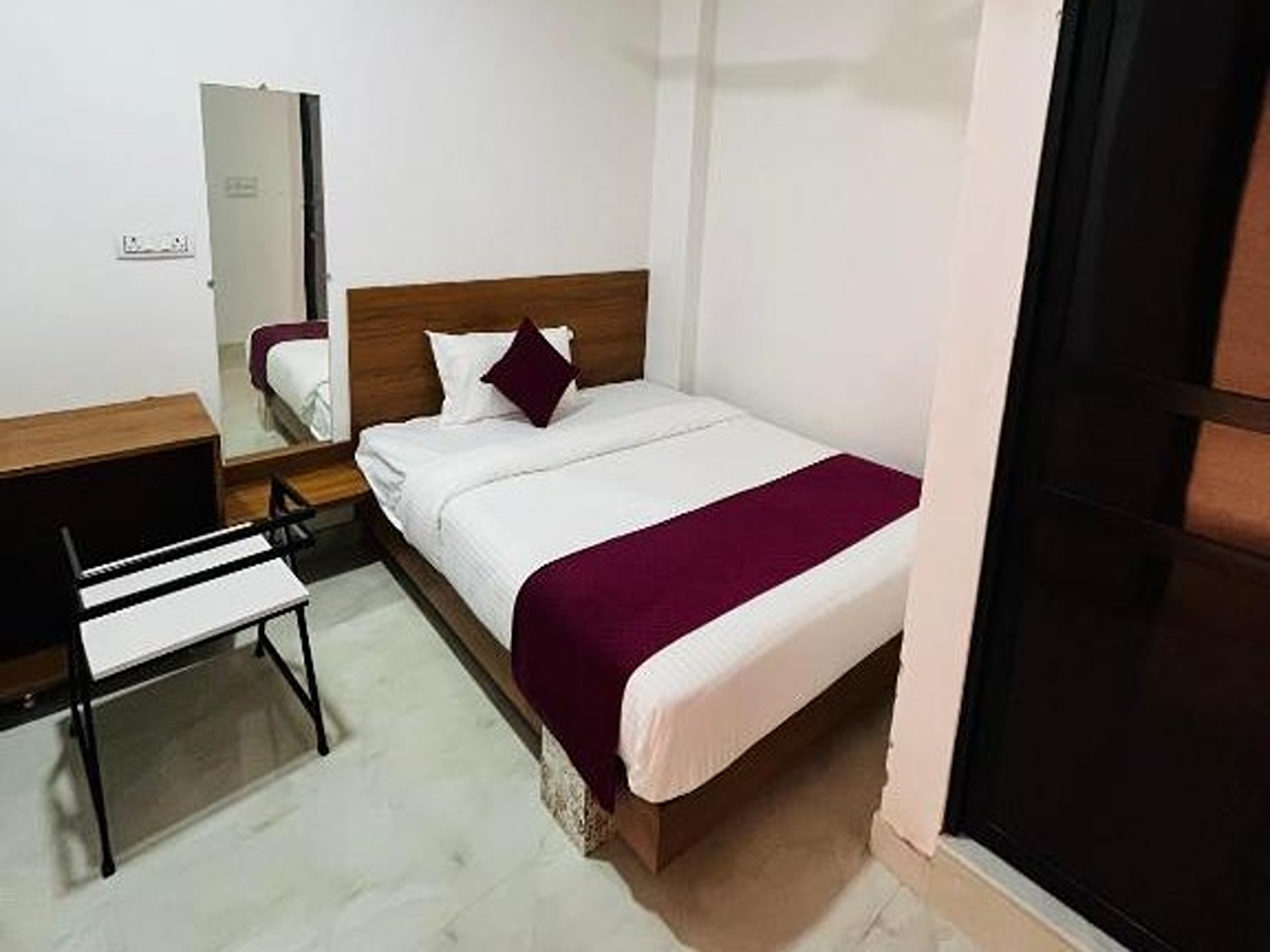 Suriya Inn - Tap to explore photos