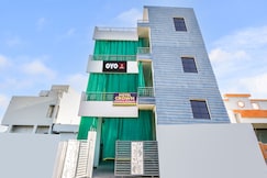 Hotel O CROWN, Nagpur