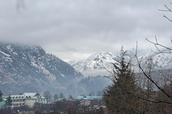 The Aesthetic Nest Home Stay, Manali