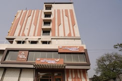 Hotel Vrindavan, Wardha