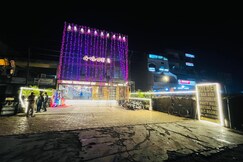 GOLDEN HOTEL, Unnao