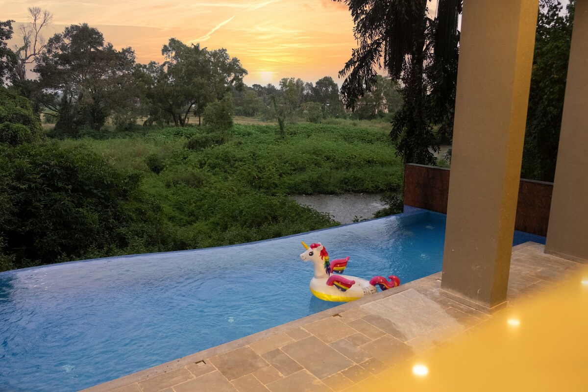 tisyastays | Scenic 1BHK Apartment - Tap to explore photos