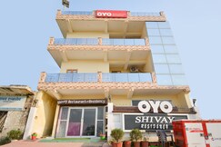 Oyo Rooms Haridwar Book Haridwar Hotels with 80  OFF MakeMyTrip