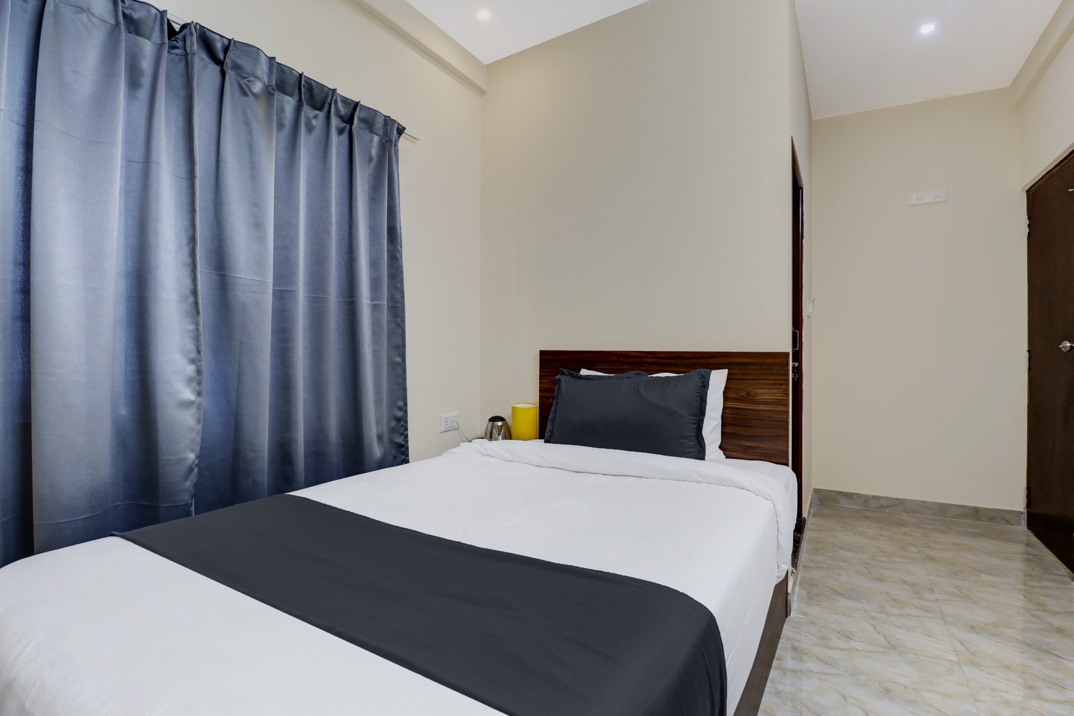 Hotel O S. M. Village Residency Bidare Agraha - Tap to explore photos