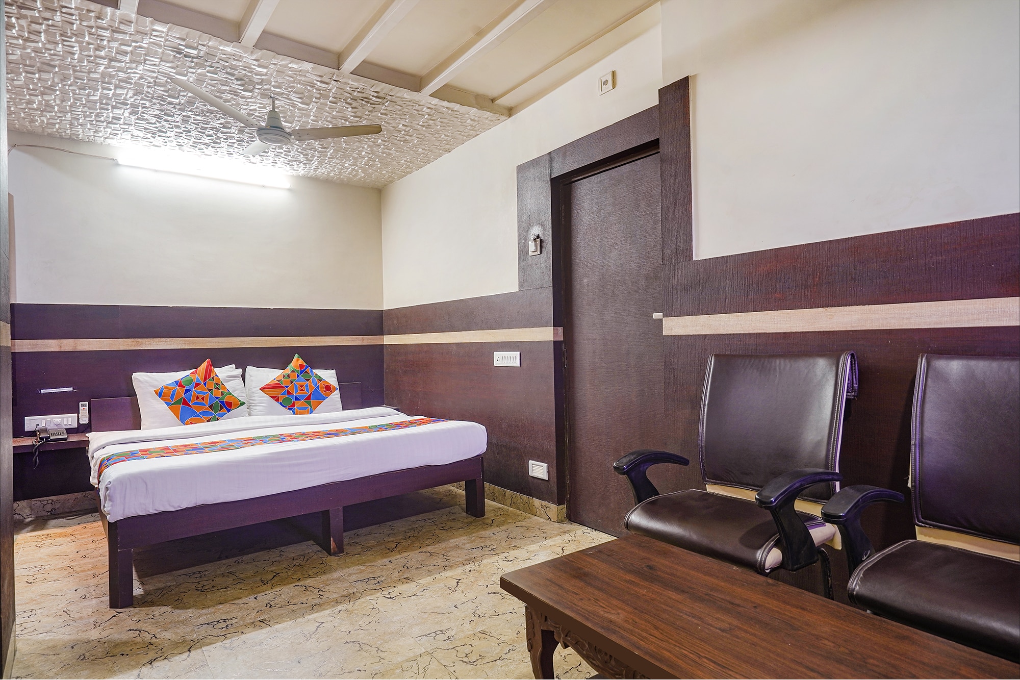 FabHotel Shravan - Nr. Eternity Mall 5