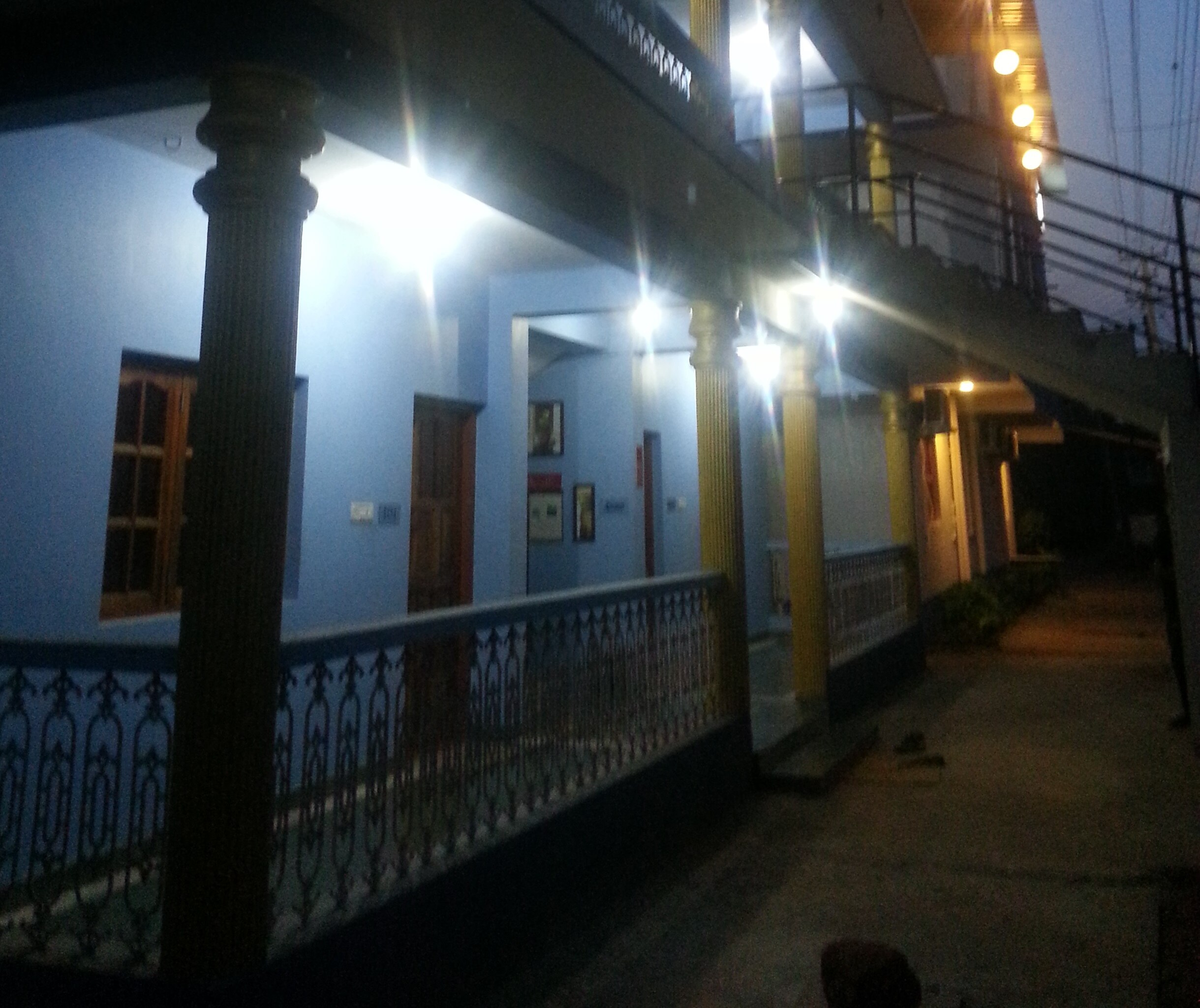 Aajo Guest House - Tap to explore photos