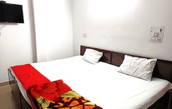 Deluxe Room--FAN