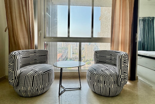 Pixiestays Lily Luxe Malad East