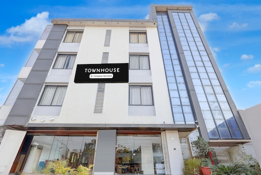 Townhouse Reti Bus Terminal Udaipur Formerly Greenland