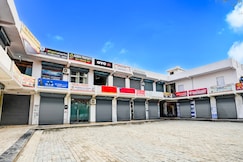 Hotel O ADVENT HOTEL, Greater Noida