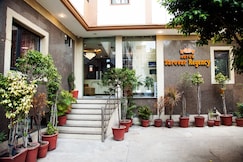 Hotel Sarovar Regency (The Cottage)