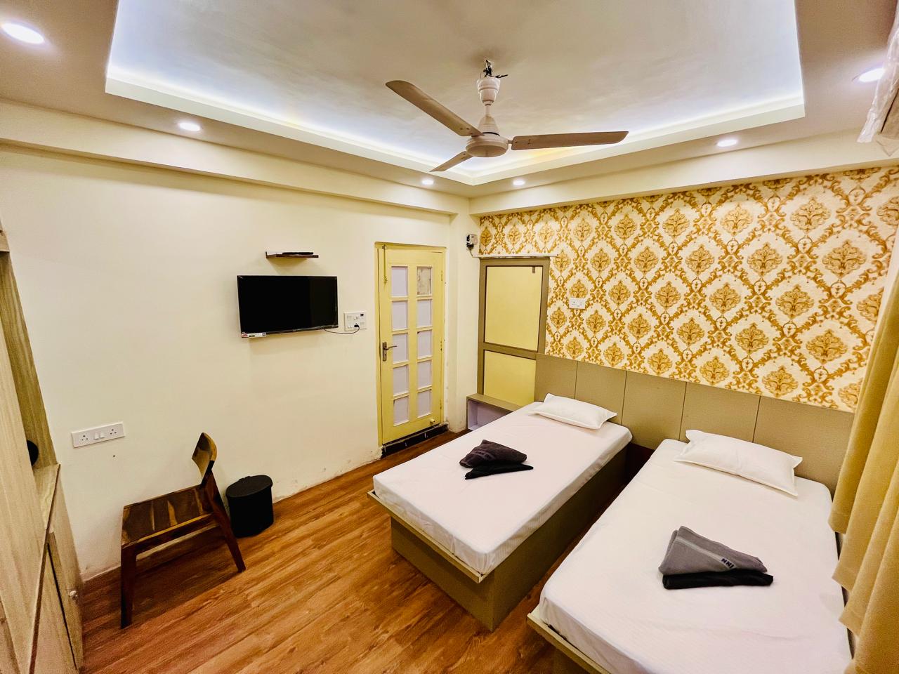 Sarai Inn Park Circus - Tap to explore photos