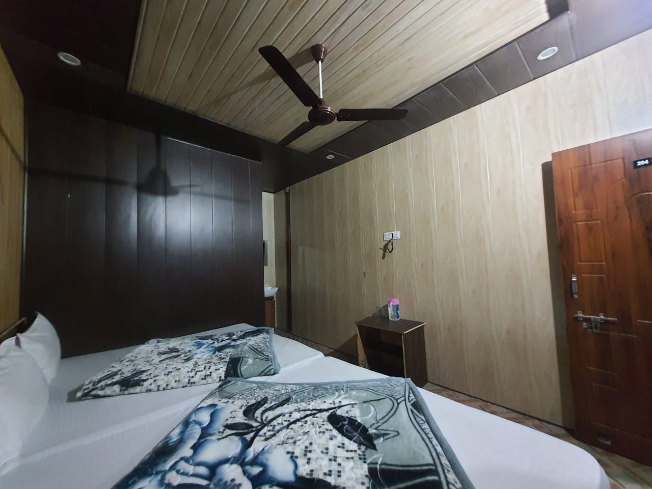 Shrikhanth Resort - Tap to explore photos
