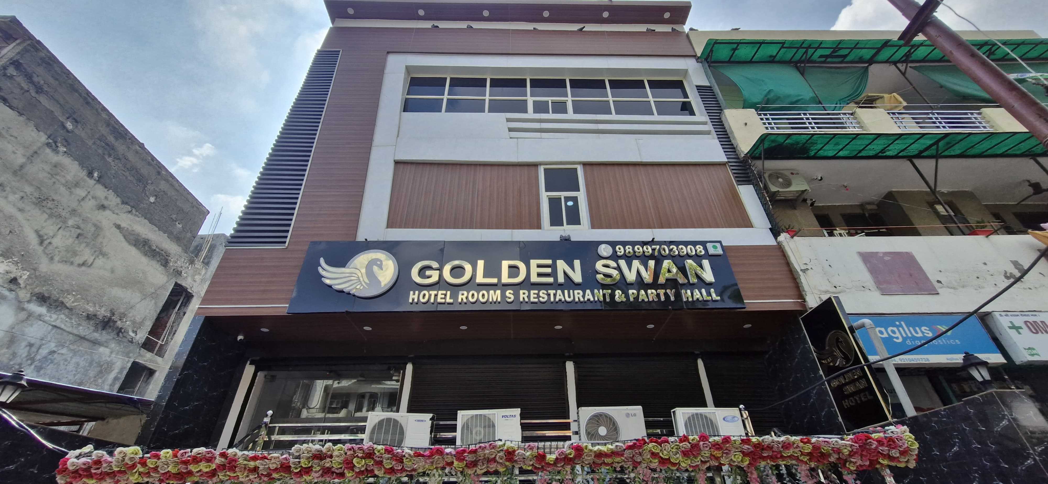 Hotel O Golden Swan Hotel - Tap to explore photos