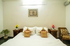 Independent 5 Br Villa in Palam Vihar Gurugram, Gurgaon