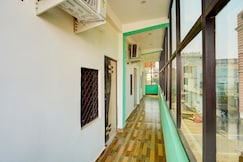 Hotel O GRAND ATHARV INN, Ghaziabad