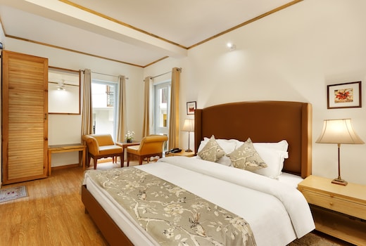The Bungalows Pine wood Nainital By Leisure Hotels