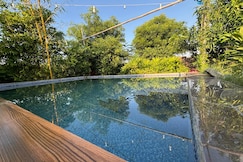 Retreat by Walias Farm House Pool Sports Bonfire, Sohna