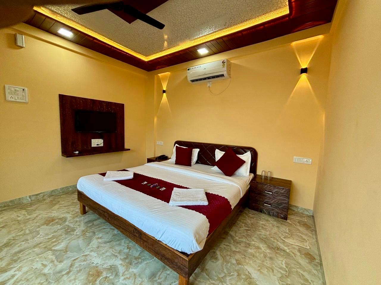 Standard King Room 1
