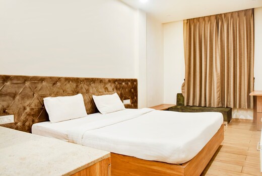 Collection O Bairagarh Railway Station Formerly Hotel OM Palace