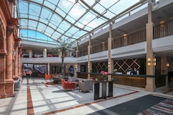 Crown Hotel London,  London