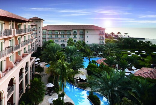 The Ritz-Carlton