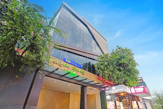 FabHotel Western Inn