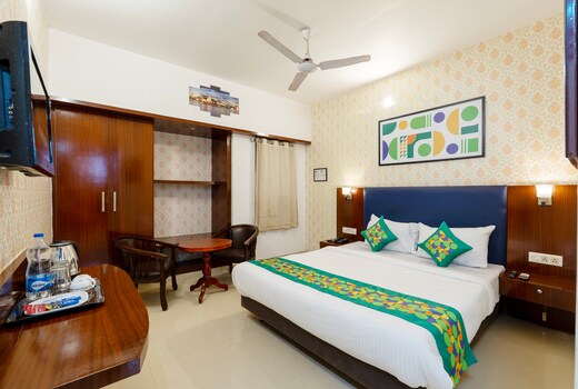 Treebo Seasons - 4 km from Airport