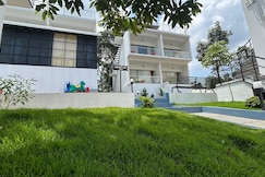 AURA SAFARI HOTEL AND RESORT, Ooty