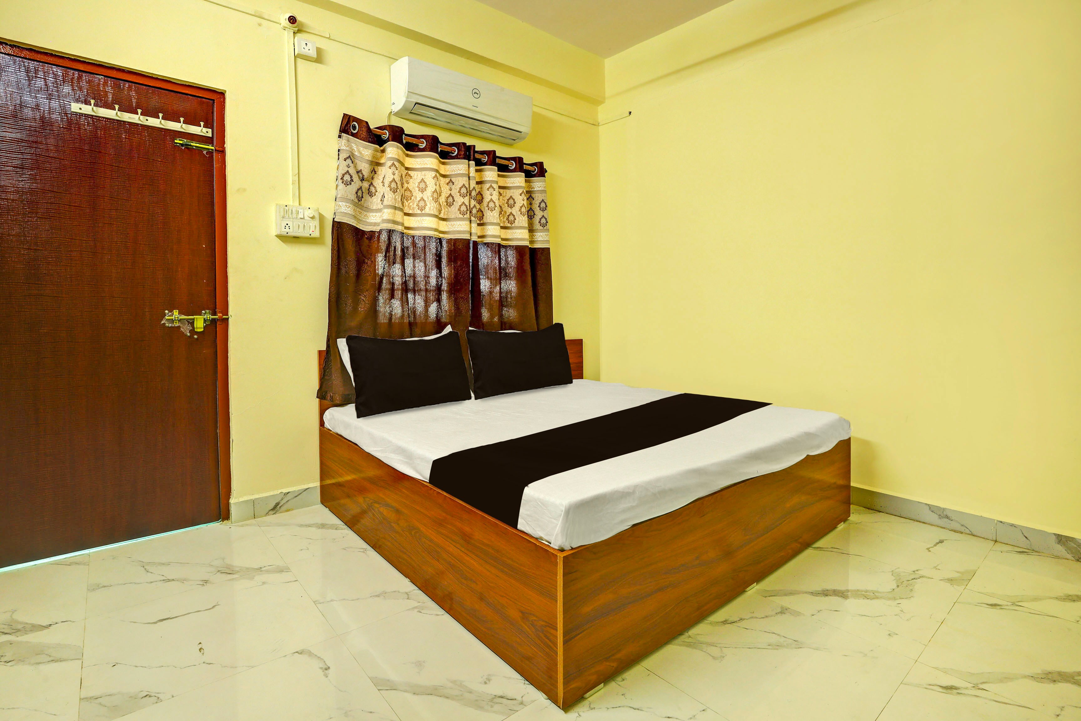 Hotel O Ashoka Hotel Lodging & Boarding - Tap to explore photos