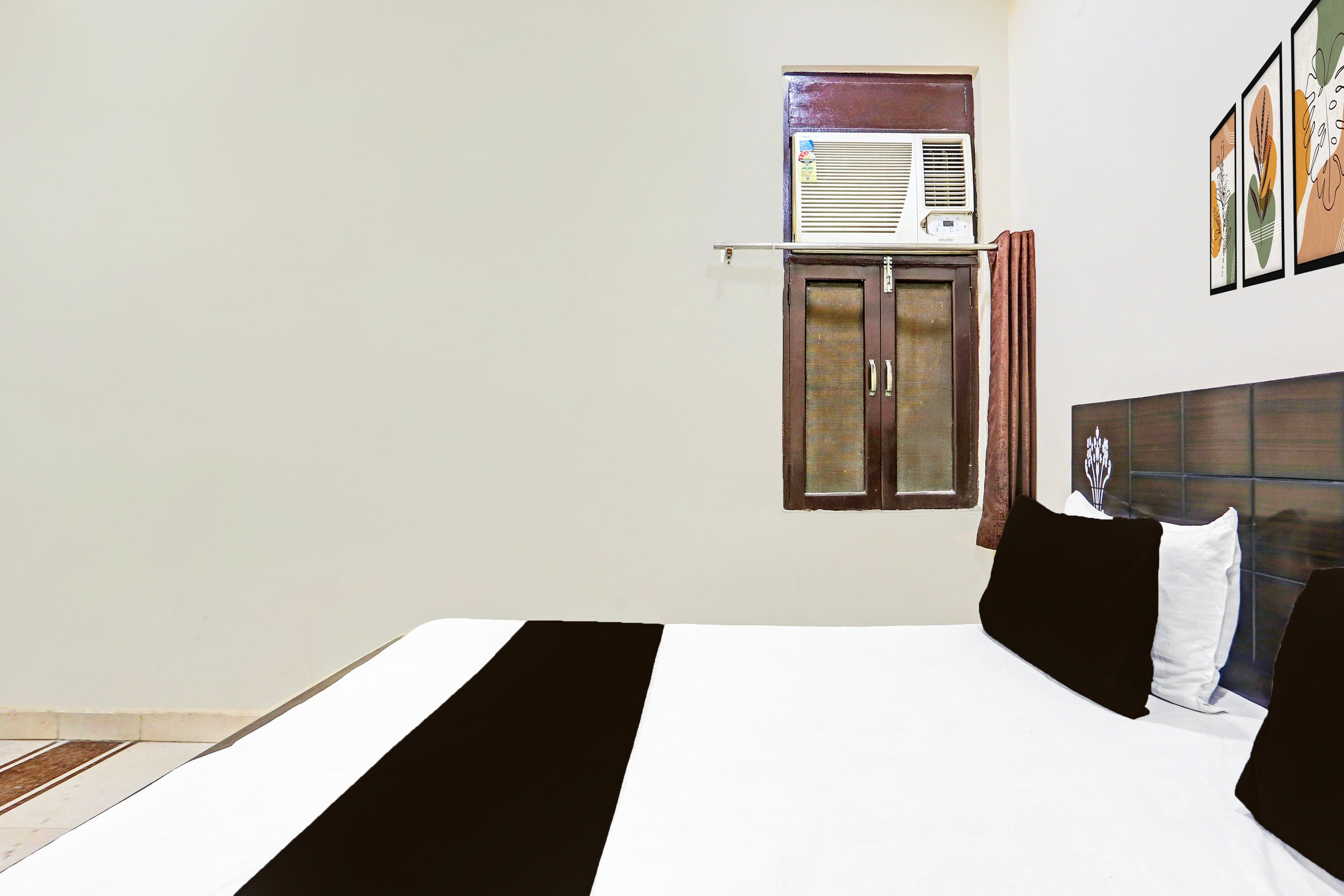 Hotel O M.G RESIDENCY - Tap to explore photos