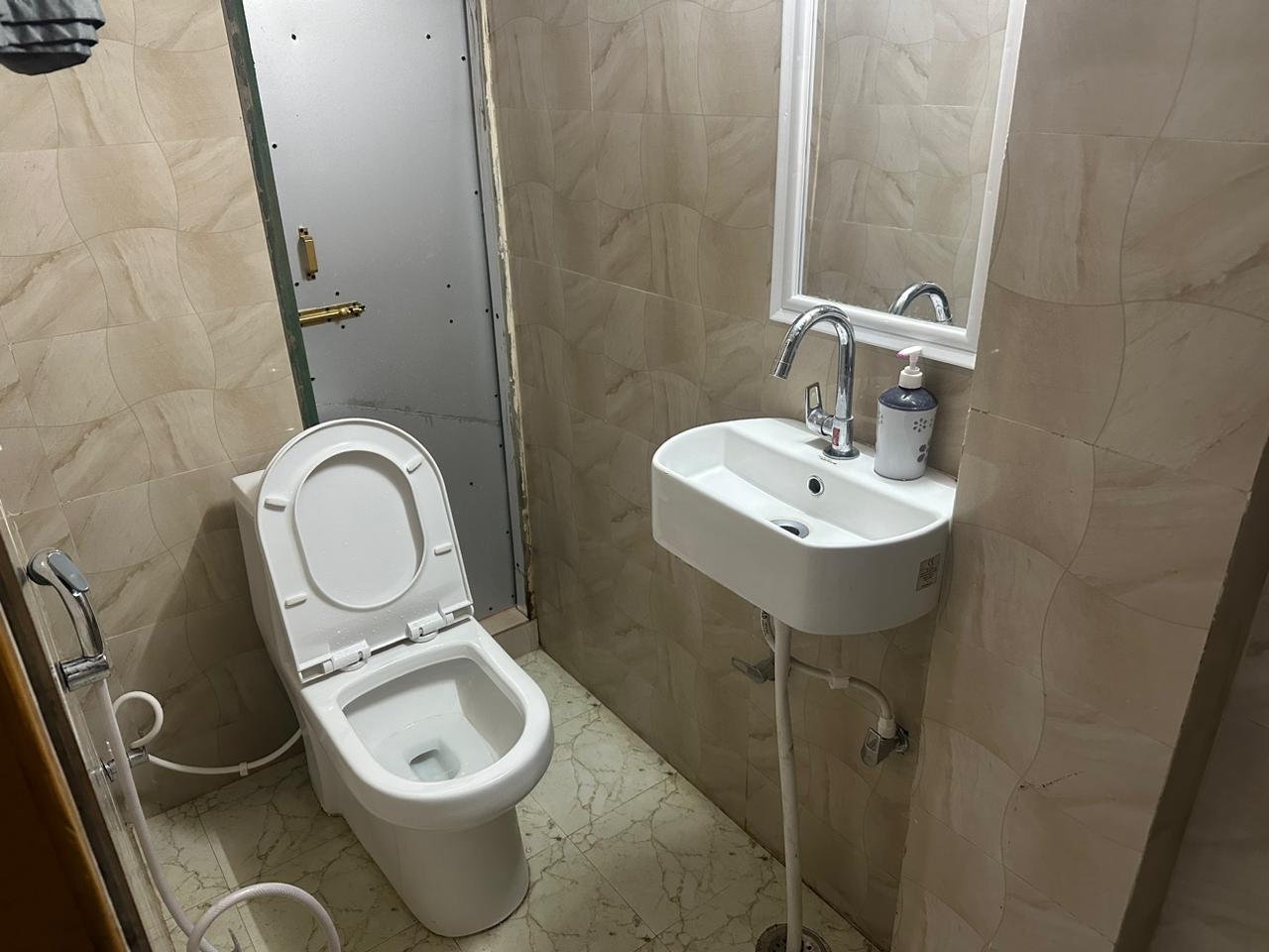 Ajnara | Entire 3BHK Apartment - Tap to explore photos